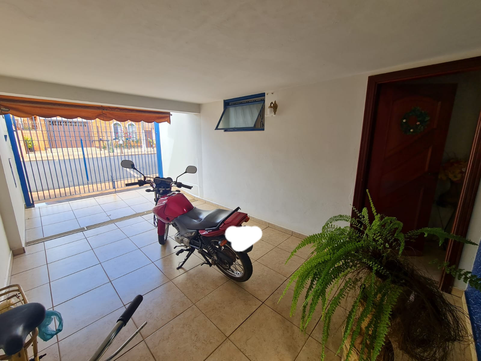 CASA RESIDENCIAL E COMÉRCIO Rua Agostinho de Biase, n 96- Jardim Brasil