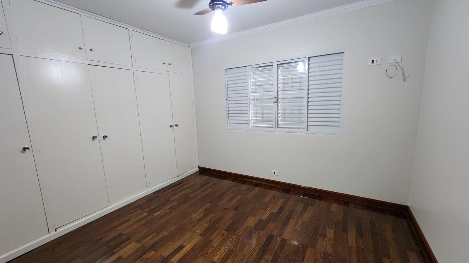 Casa Rua Treze de Maio , n 443- Vila Bortone