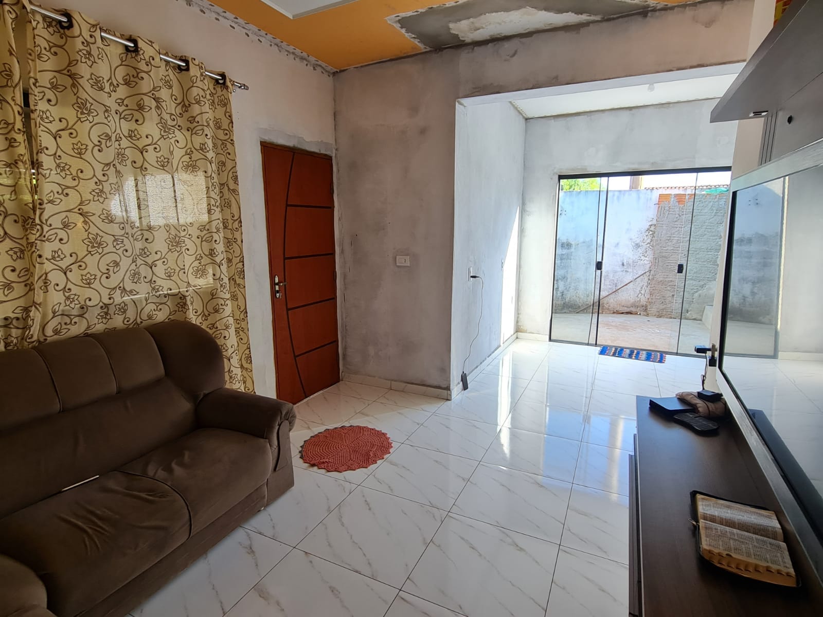 Casa Rua José Vieira Martins , n 102- Santa Luzia