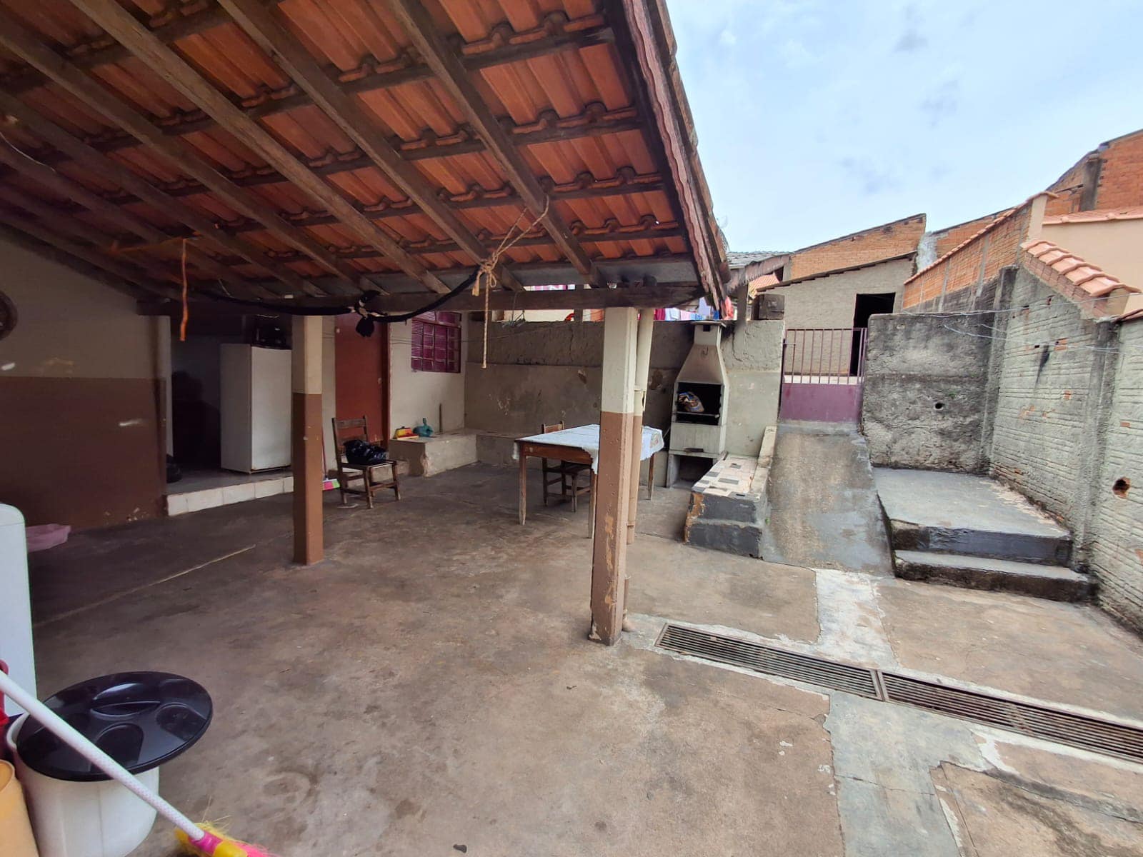 Duas Casas Rua Antônio Martins Daniel , n256- Centro