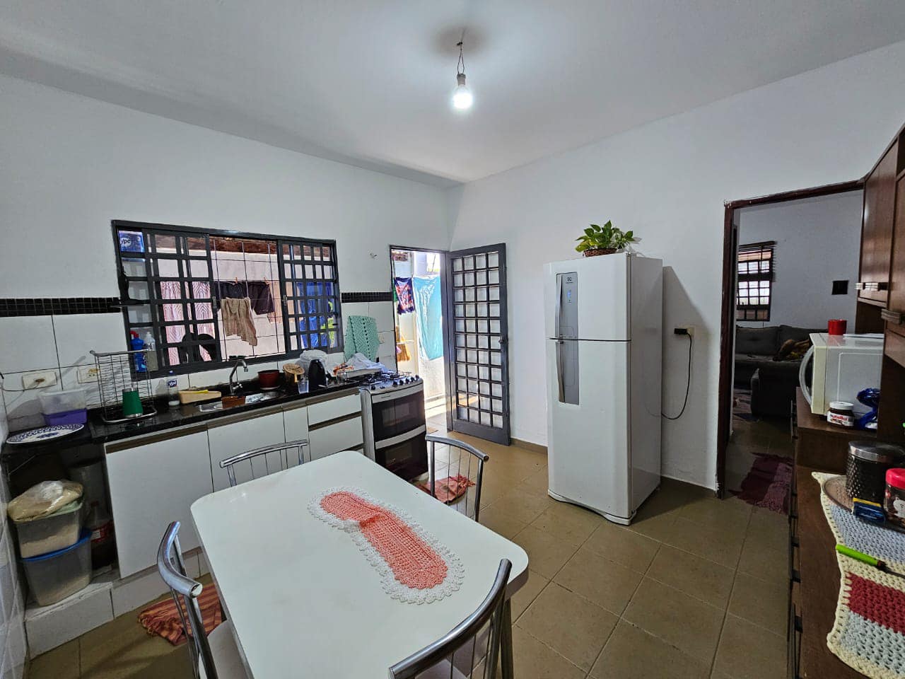 DUAS CASAS RESIDENCIAL (Geminada)Rua Dos Jasmin, n 81 e n77- Jardim Bela Vista