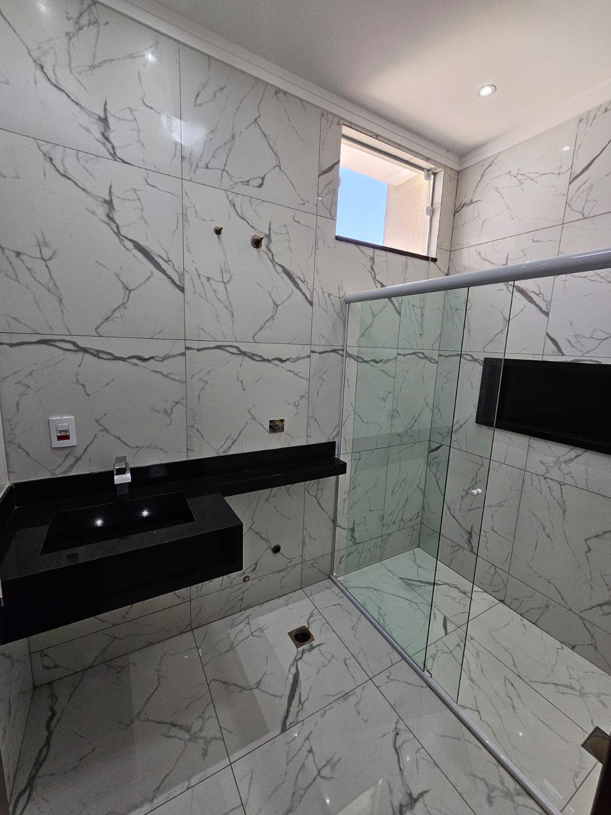 Casa Rua Édson Anivaldo Zanatta, n 101, Conjunto Habitacional Nino Deperon