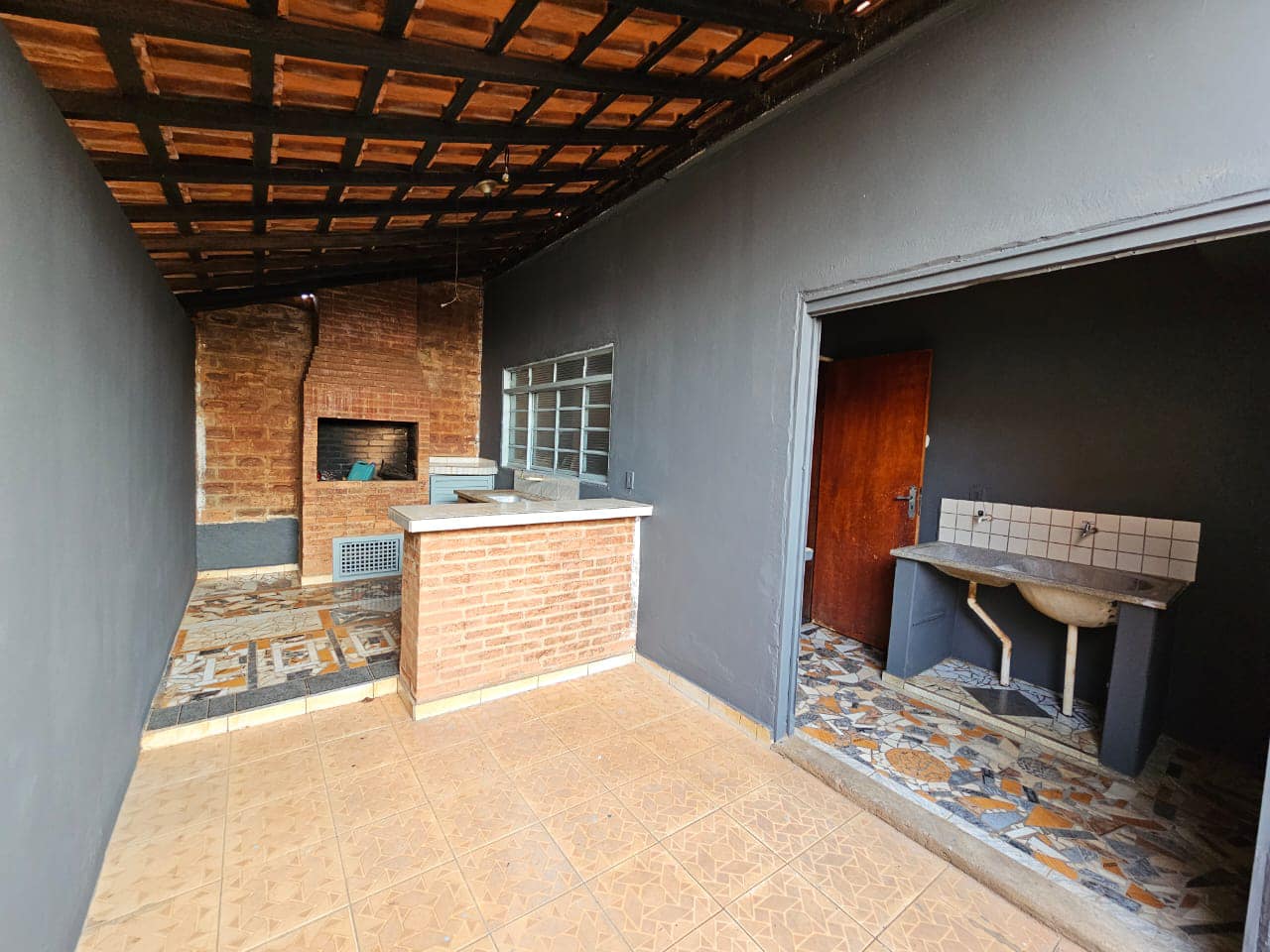 Casa Rua Lídia Baldoni Zandoná, n 198- Conjunto Habitacional Etore Marquezelli