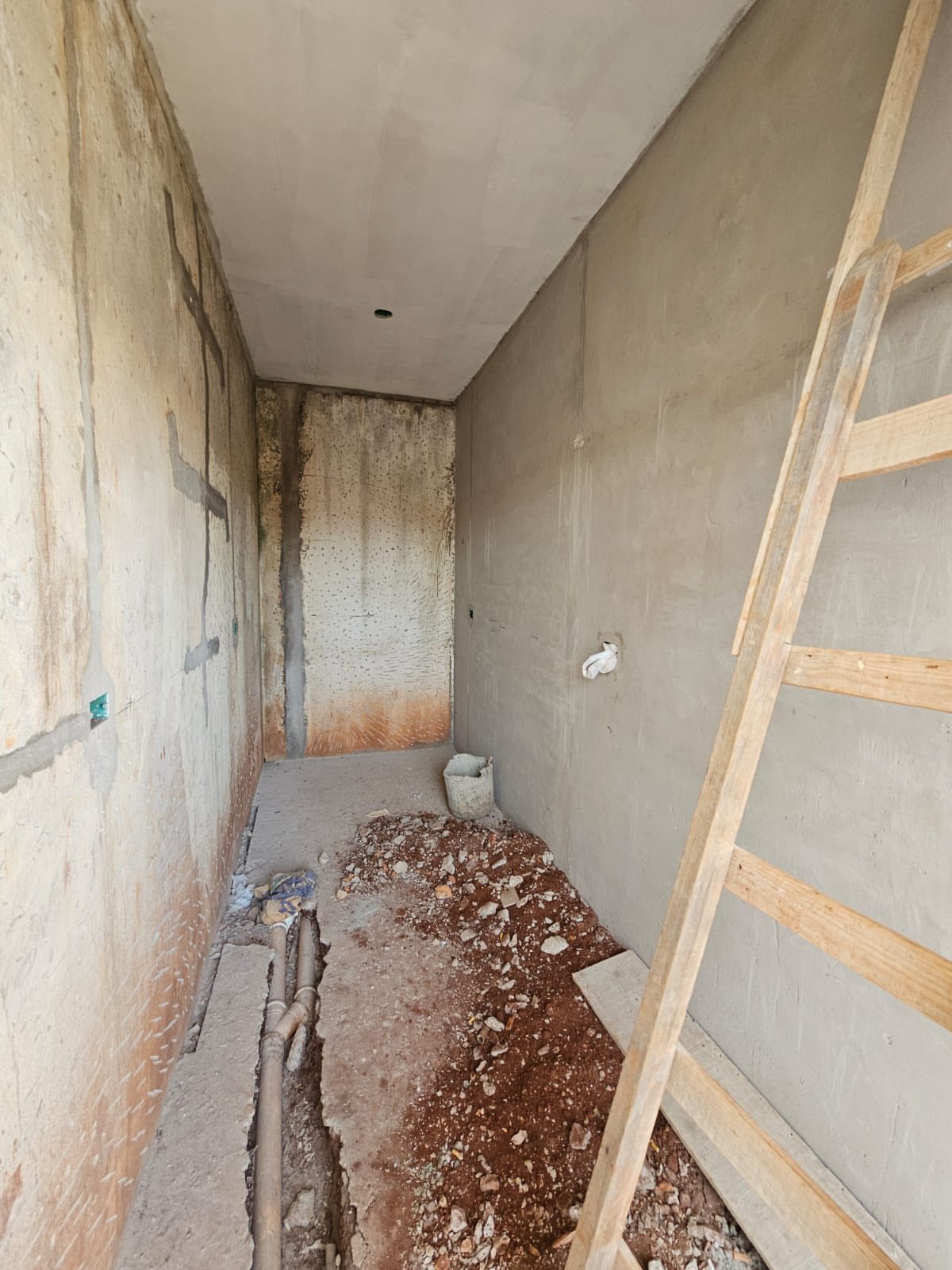 Sobrado Rua Piauí, n 31- Parque Varotti