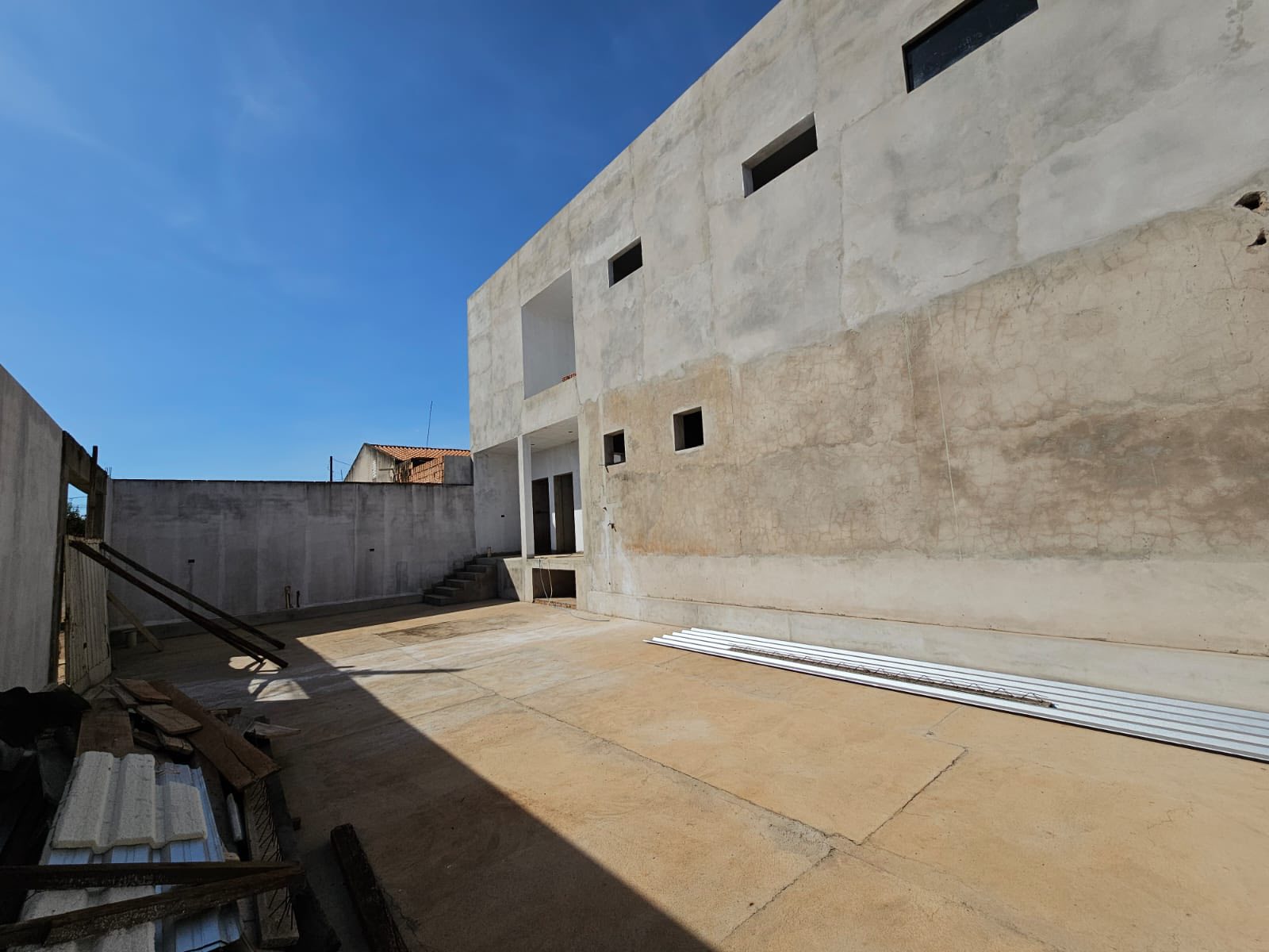 Sobrado Rua Piauí, n 31- Parque Varotti