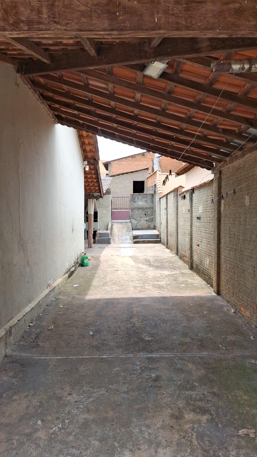 Duas Casas Rua Antônio Martins Daniel , n256- Centro