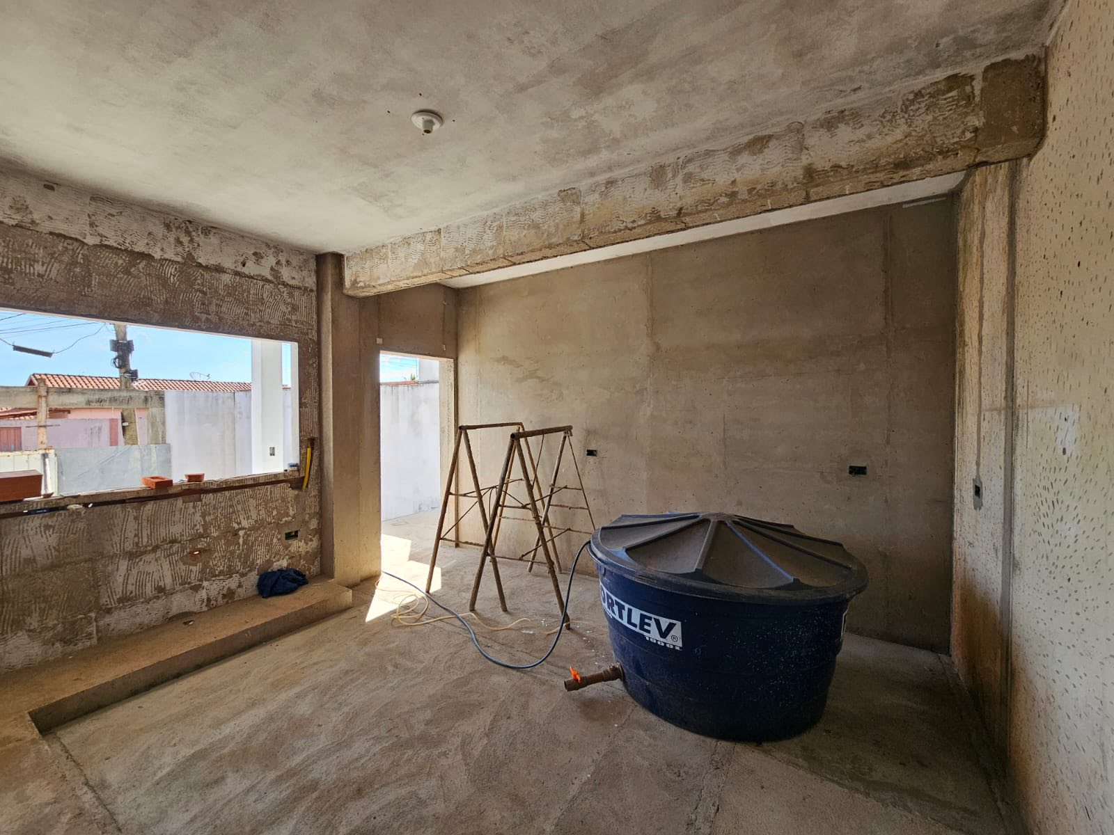 Sobrado Rua Piauí, n 31- Parque Varotti