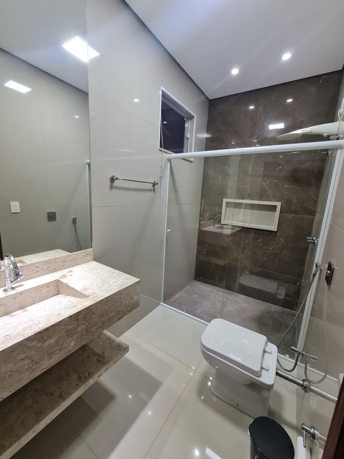 Casa Rua Roraima, n111- Parque Varotti