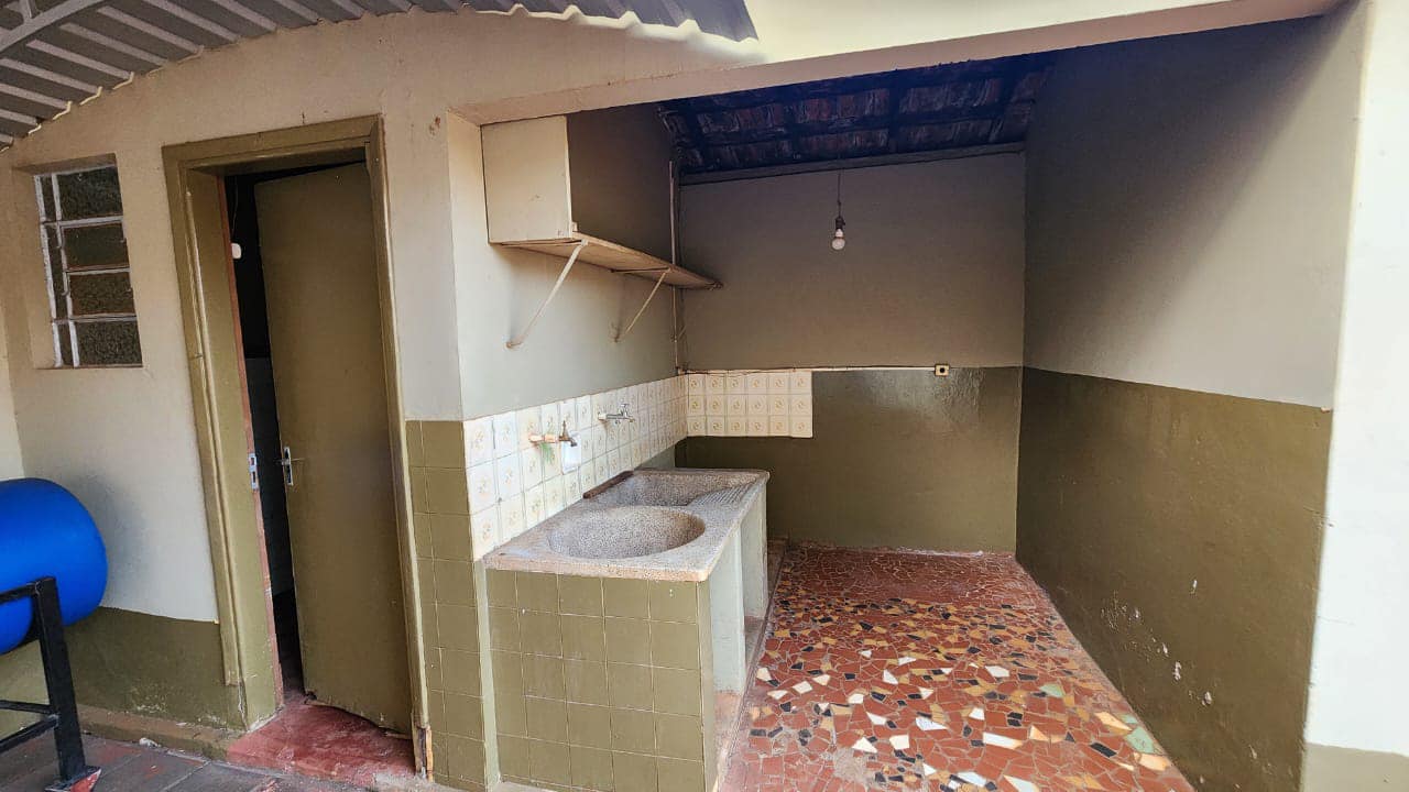 IMÓVEL COMERCIAL E RESIDENCIAL NO CENTRO / ÓTIMA LOCALIZAÇÃO Rua Prudente de Moraes, n527