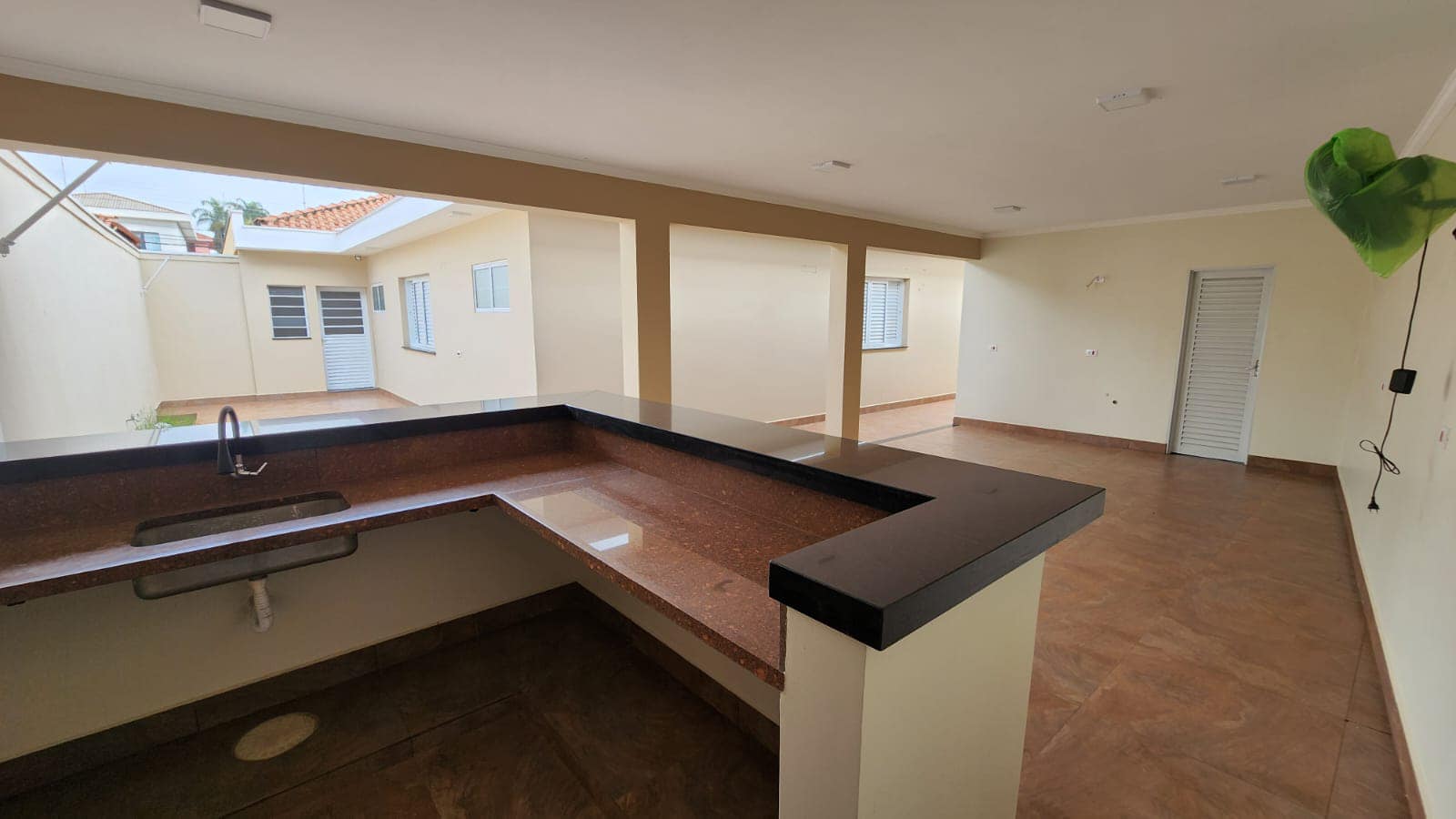 Casa Rua Treze de Maio , n 443- Vila Bortone