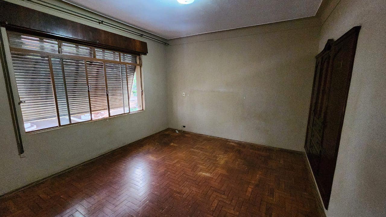 IMÓVEL COMERCIAL E RESIDENCIAL NO CENTRO / ÓTIMA LOCALIZAÇÃO Rua Prudente de Moraes, n527