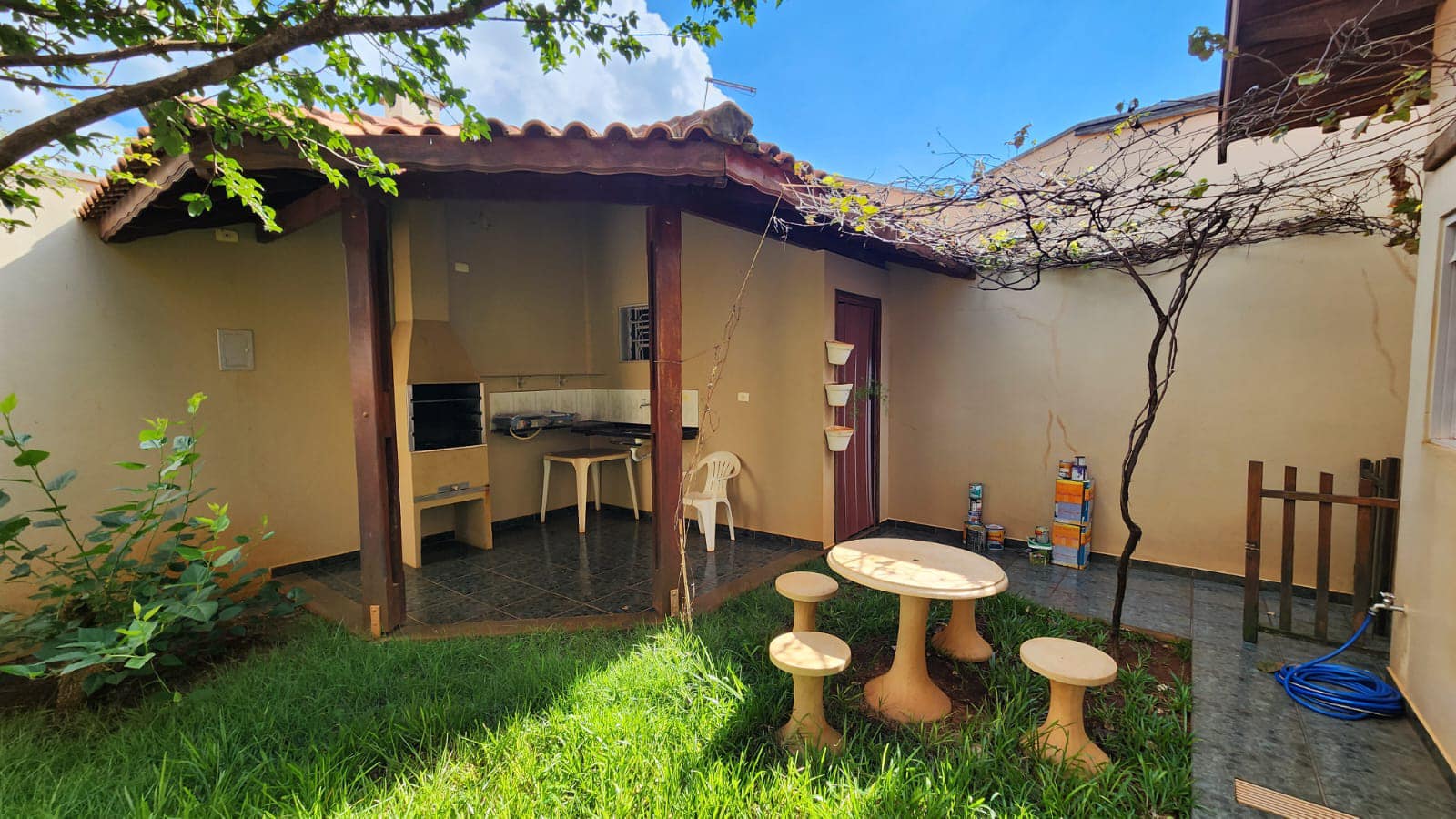 Casa Rua Jovino Martins da Silva, n 45 - Jardim São Carlos