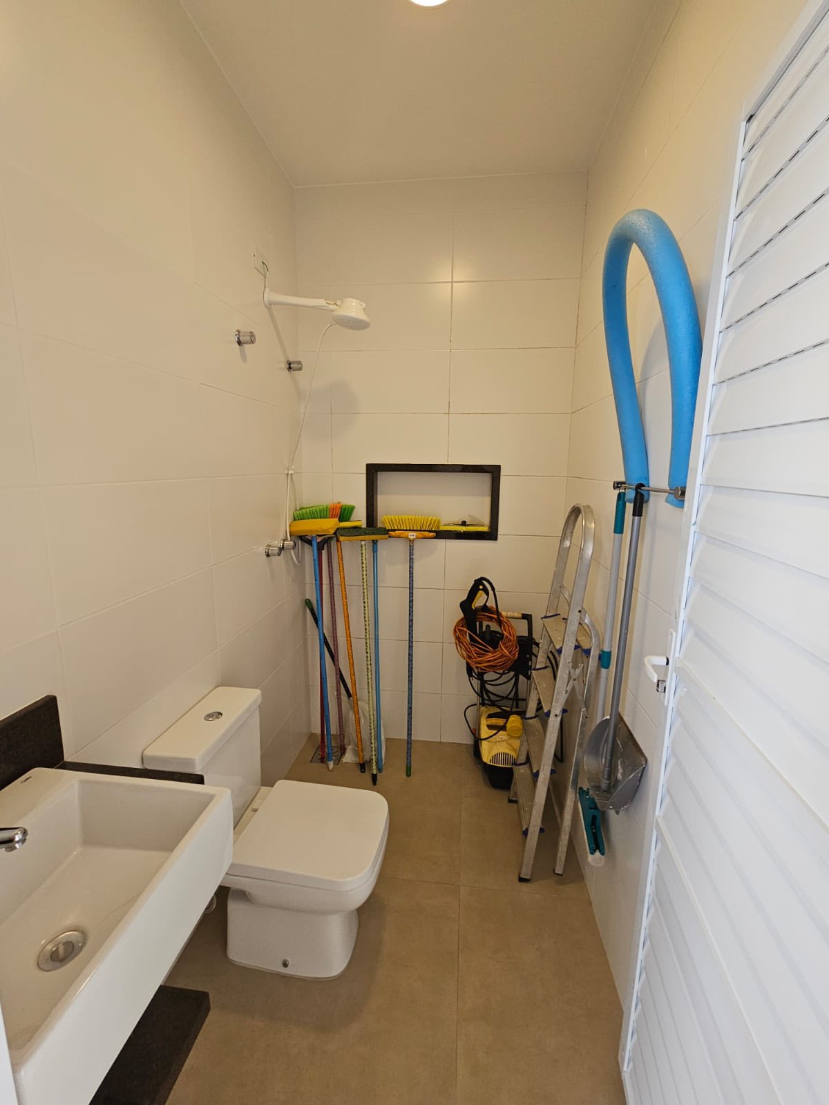 Excelente Casa Residencial - Centro ( Proximo a Praça Central)