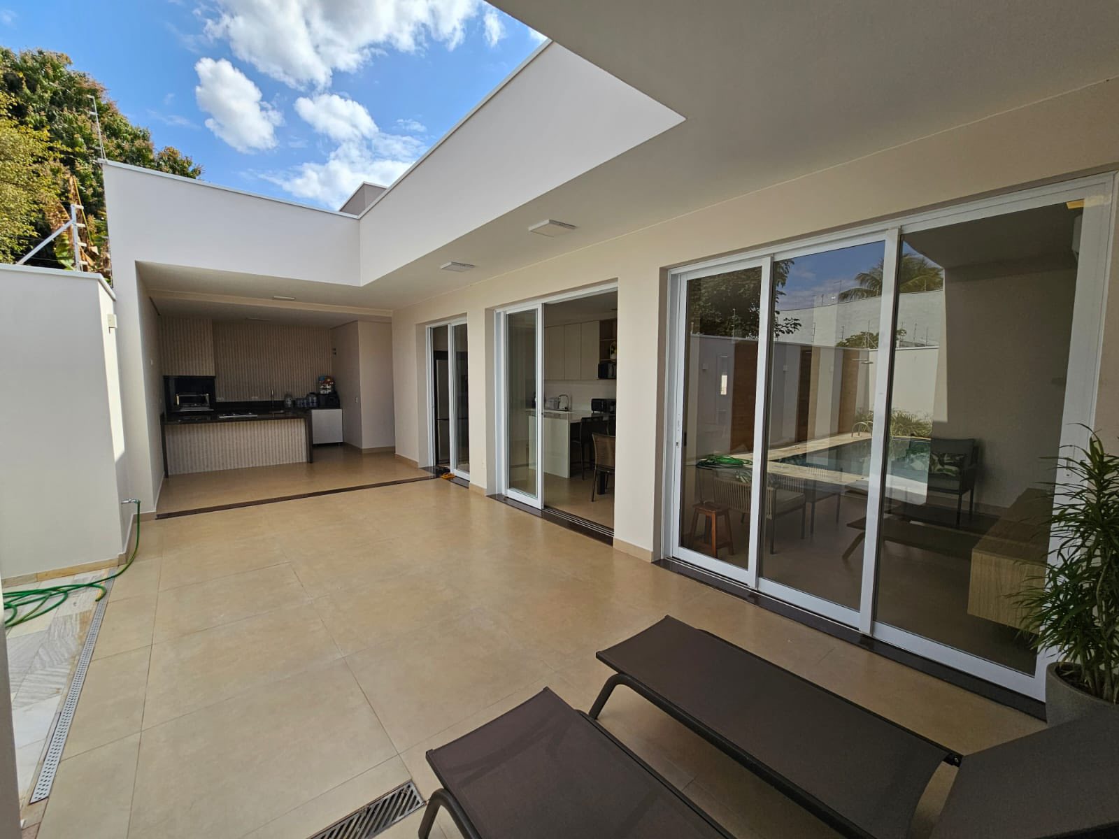 Excelente Casa Residencial - Centro ( Proximo a Praça Central)