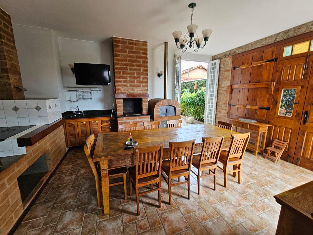 SOBRADO RESIDENCIAL DE ALTO PADRÃO ,Rua Ferrucio de Fiori, n370 ( com saída para rua Claudia ) - Jardim São Carlos